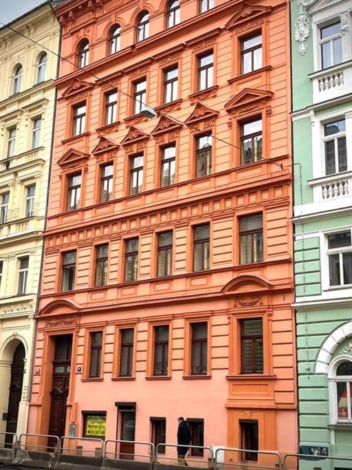 Leger * Prag